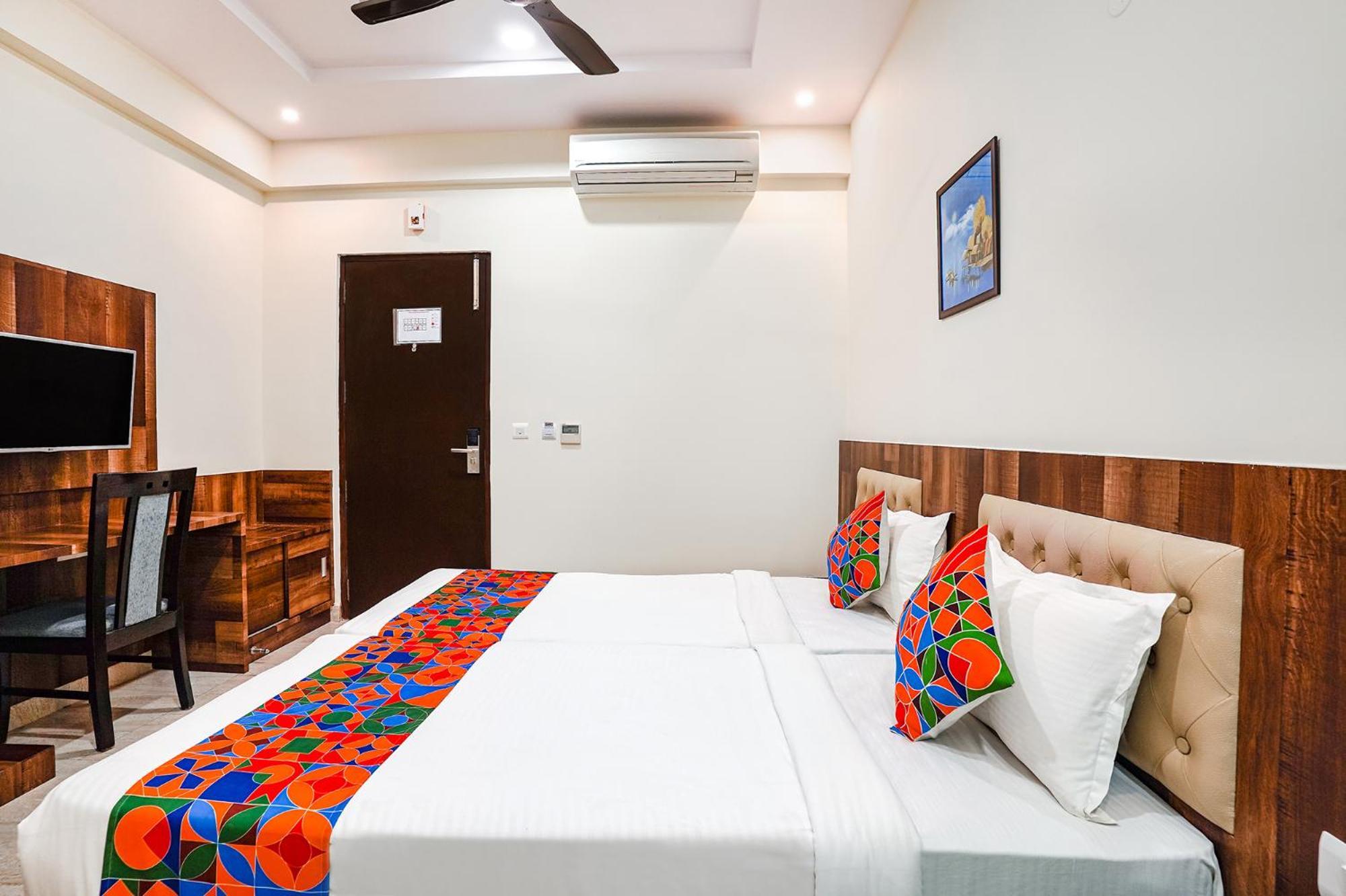 Fabhotel Wonder Stay Suite Rooms - Nr Aecs Layout Main Road Бангалор Экстерьер фото
