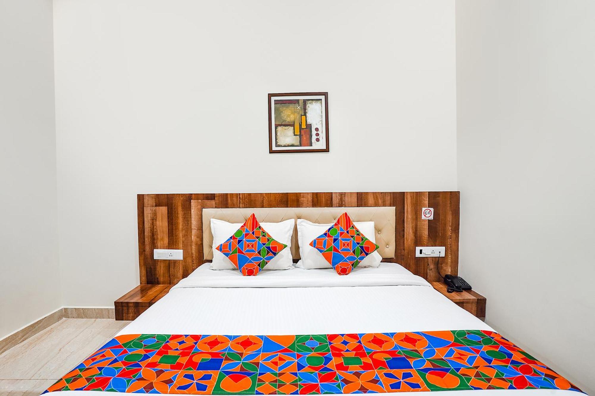Fabhotel Wonder Stay Suite Rooms - Nr Aecs Layout Main Road Бангалор Экстерьер фото