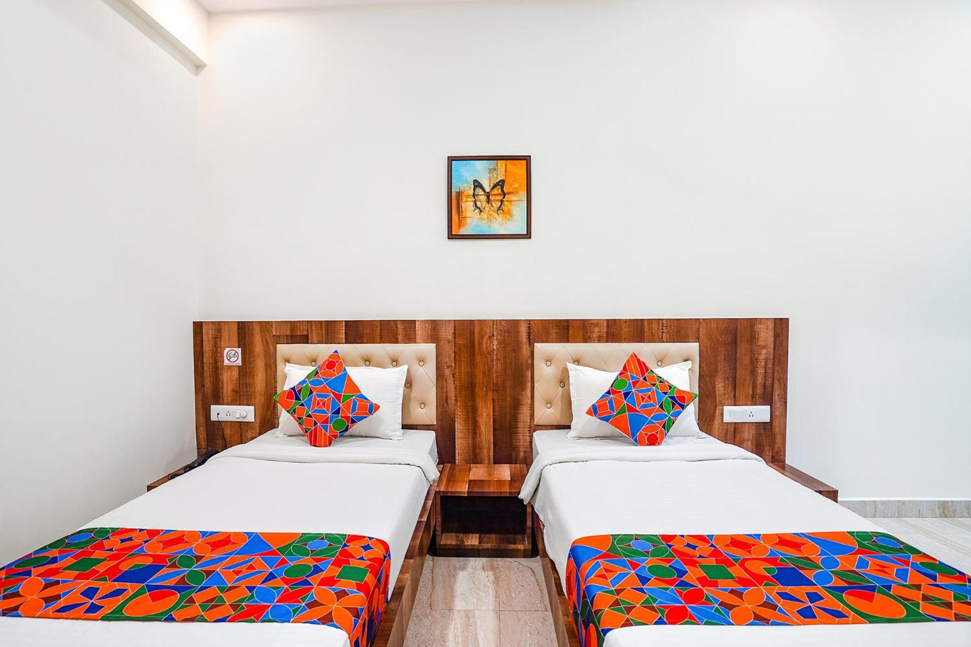 Fabhotel Wonder Stay Suite Rooms - Nr Aecs Layout Main Road Бангалор Экстерьер фото